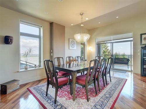3354 Haida Dr, Colwood, BC - Indoor Photo Showing Dining Room