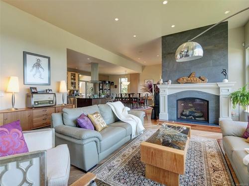 3354 Haida Dr, Colwood, BC - Indoor Photo Showing Living Room With Fireplace