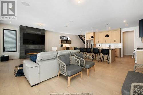 1512 Goodview Avenue, Amherstburg, ON - Indoor Photo Showing Living Room With Fireplace