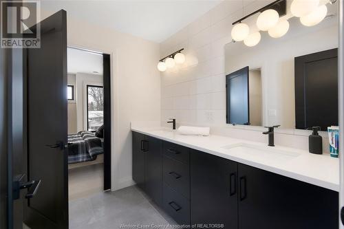 1512 Goodview Avenue, Amherstburg, ON - Indoor Photo Showing Bathroom