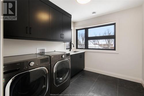 1512 Goodview Avenue, Amherstburg, ON - Indoor Photo Showing Laundry Room