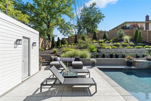 4878 King Street, Beamsville, ON - Outdoor With In Ground Pool