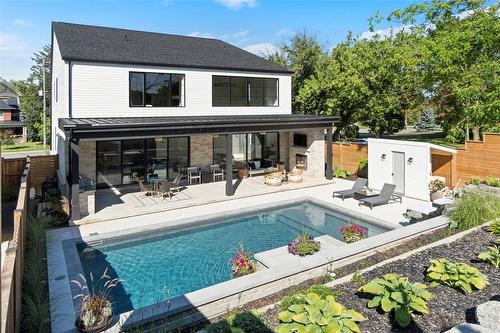 4878 King Street, Beamsville, ON - Outdoor With In Ground Pool