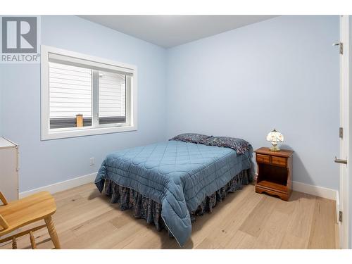 685 Balsam Road, Kelowna, BC - Indoor Photo Showing Bedroom