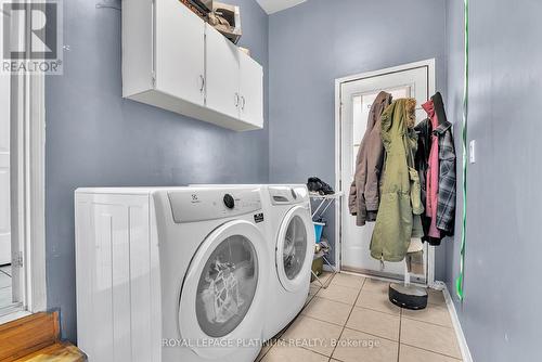 18 Summer Mist Crt, Brampton, ON - Indoor Photo Showing Laundry Room