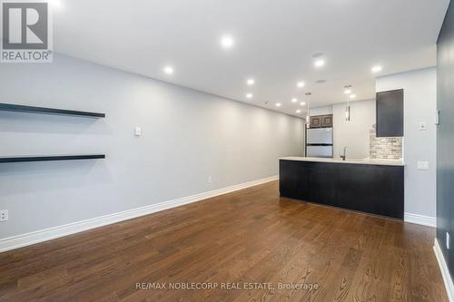 #500 -33 Sheppard Ave E, Toronto, ON - Indoor Photo Showing Other Room