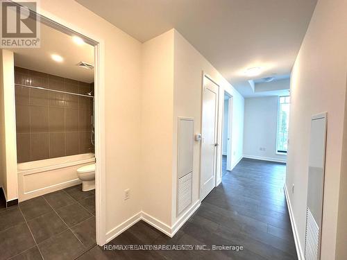 #2009 -28 Freeland St E, Toronto, ON - Indoor Photo Showing Other Room
