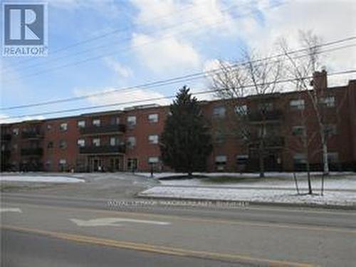 321 - 485 Thorold Road, Welland, ON - Outdoor