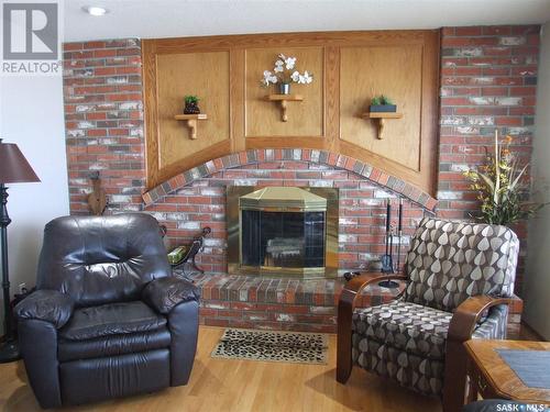 503 2Nd Street W, Leader, SK - Indoor Photo Showing Living Room With Fireplace
