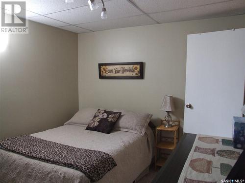 503 2Nd Street W, Leader, SK - Indoor Photo Showing Bedroom