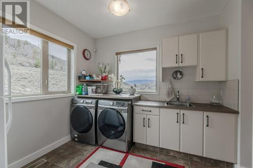 1551 Hwy 3, Osoyoos, BC - Indoor Photo Showing Laundry Room
