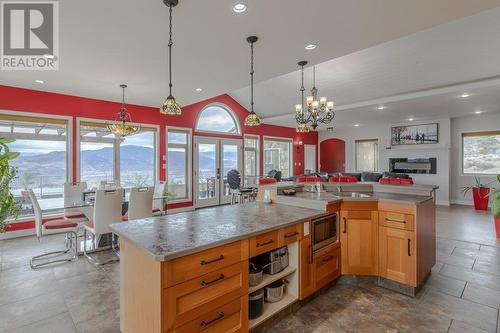 1551 Hwy 3, Osoyoos, BC - Indoor Photo Showing Kitchen