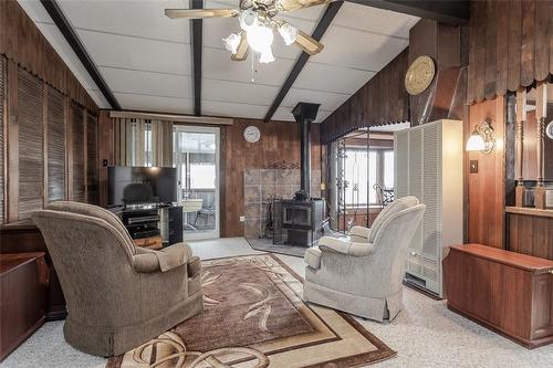 3058 Lakeshore Road, Dunnville, ON - Indoor With Fireplace