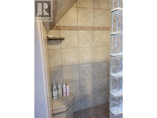 2986 Riverview Drive, Vanderhoof, BC - Indoor Photo Showing Bathroom
