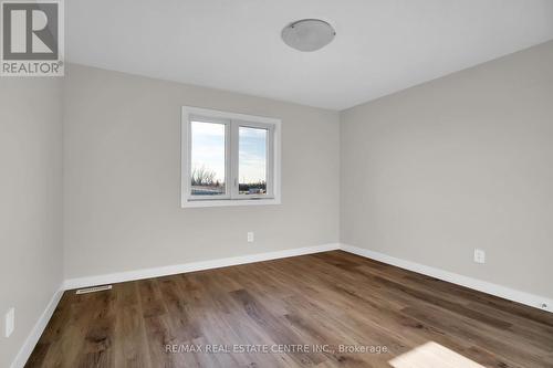 6877 Royal Magnolia Ave E, London, ON - Indoor Photo Showing Other Room