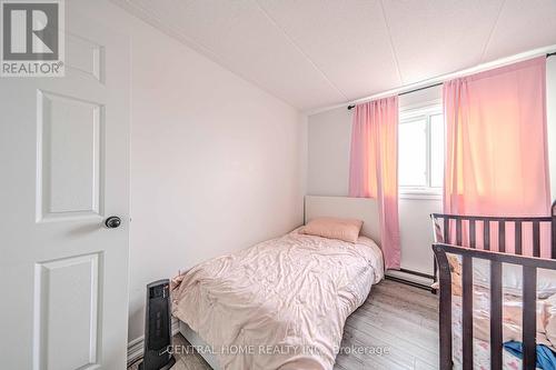 36 - 43 Taunton Road E, Oshawa, ON - Indoor Photo Showing Bedroom