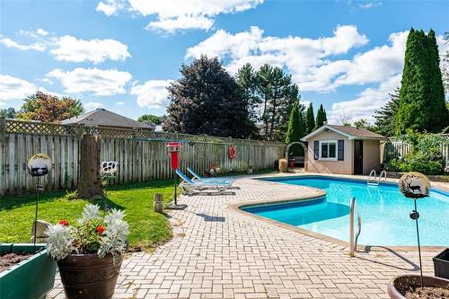 6034 Mountainside Street, Niagara Falls, ON - Outdoor With In Ground Pool With Deck Patio Veranda With Backyard