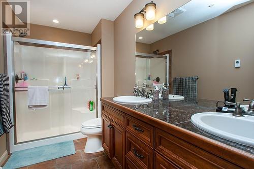 2770 Auburn Road Unit# 207, West Kelowna, BC - Indoor Photo Showing Bathroom