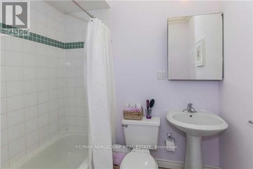 44 Nursewood Rd, Toronto, ON - Indoor Photo Showing Bathroom