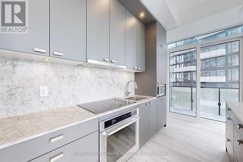 #2912 -470 Front St W, Toronto, ON - Indoor Photo Showing Kitchen With Upgraded Kitchen