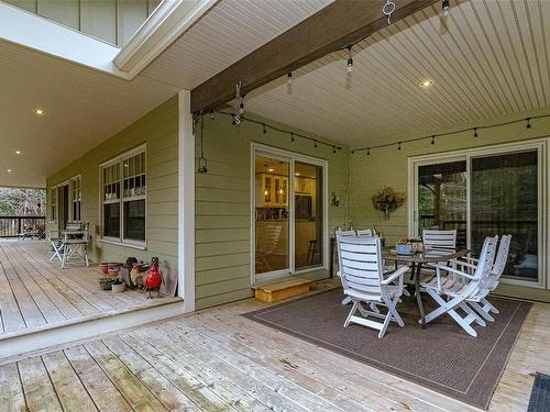 1955 Ashling Rd, Qualicum Beach, BC - Outdoor With Deck Patio Veranda With Exterior