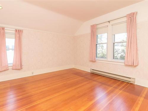 1630 Rockland Ave, Victoria, BC - Indoor Photo Showing Other Room
