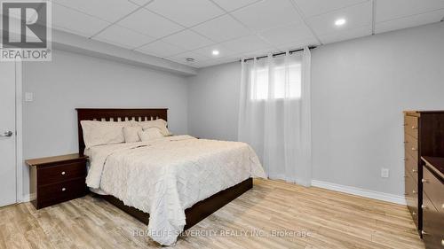 4 Berkar Street, Essa, ON - Indoor Photo Showing Bedroom
