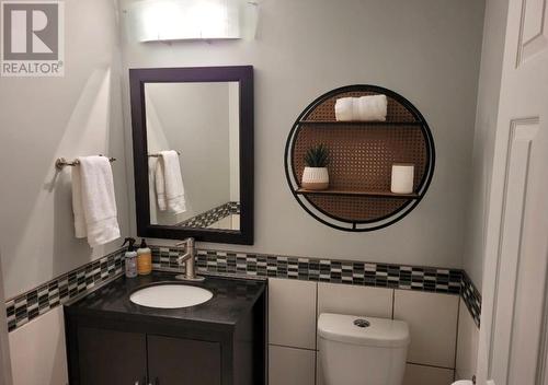 1716 Cedarwood Court, Dawson Creek, BC - Indoor Photo Showing Bathroom