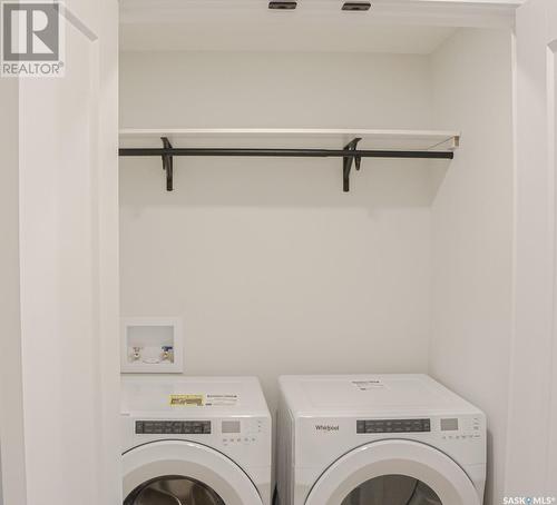 3338 Victoria Avenue, Regina, SK - Indoor Photo Showing Laundry Room