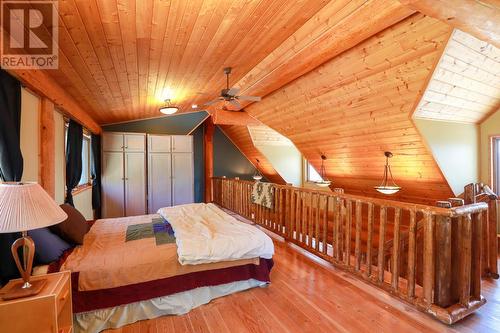 3901 Cottonwood Lane, Naramata, BC - Indoor Photo Showing Bedroom