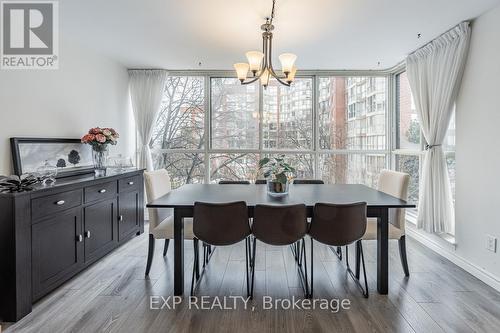 452 - 24 Southport Street, Toronto (High Park-Swansea), ON - Indoor Photo Showing Dining Room