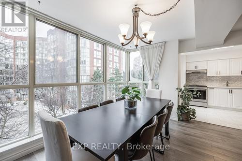 452 - 24 Southport Street, Toronto (High Park-Swansea), ON - Indoor Photo Showing Dining Room