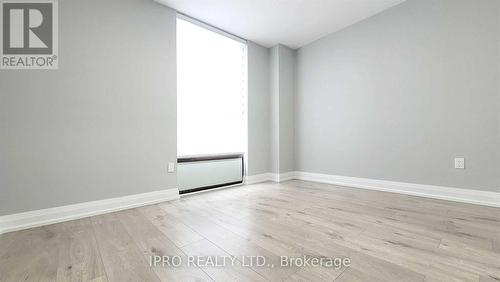 #102 -3170 Kirwin Ave, Mississauga, ON - Indoor Photo Showing Other Room