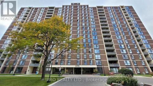 #102 -3170 Kirwin Ave, Mississauga, ON - Outdoor With Facade