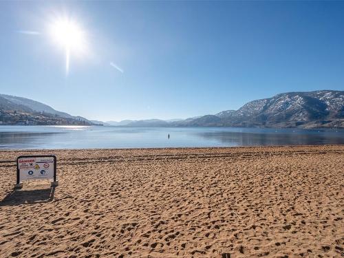 310-217 Elm Avenue, Penticton, BC - Outdoor With Body Of Water With View