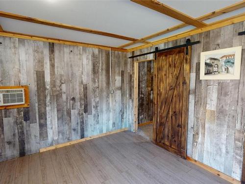 1205 Maple Street, Okanagan Falls, BC - Indoor Photo Showing Other Room