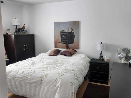 Master bedroom - 3 3E Avenue S., Saint-Mathieu, QC - Indoor Photo Showing Bedroom