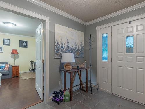 1734 Sandy Beach Rd, Mill Bay, BC - Indoor Photo Showing Other Room