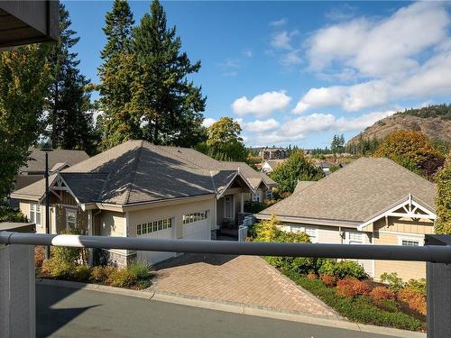 103-2060 Troon Crt, Langford, BC - Outdoor
