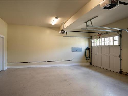 103-2060 Troon Crt, Langford, BC - Indoor Photo Showing Garage