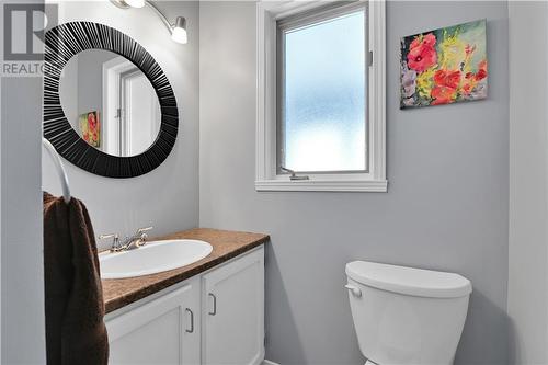 109 Moulinette Road, Long Sault, ON - Indoor Photo Showing Bathroom