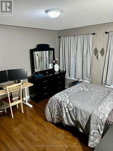 74 Skyvalley Drive, Brampton, ON - Indoor Photo Showing Bedroom