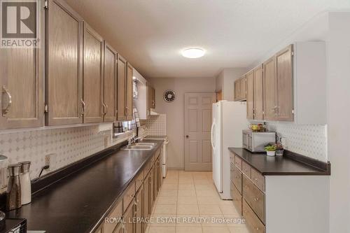 607 D Line, South Bruce Peninsula, ON - Indoor Photo Showing Kitchen With Double Sink