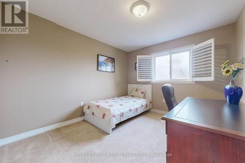 26 - 60 Cloverleaf Drive, Hamilton, ON - Indoor Photo Showing Bedroom
