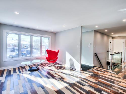 Living room - 1863 Rue Mayfield, Laval (Chomedey), QC - Indoor