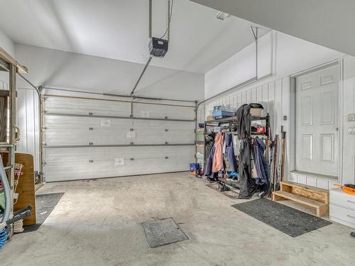 Barn - 6 Rue Yves-Tessier, Blainville, QC - Indoor Photo Showing Garage