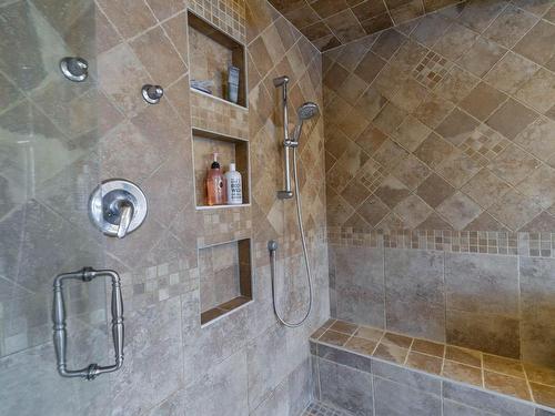 Ensuite bathroom - 1451 Rue Michel-Brouillet, Chambly, QC - Indoor Photo Showing Bathroom
