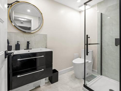 Salle de bains - 141 Rue De Villandry, Vaudreuil-Dorion, QC - Indoor Photo Showing Bathroom