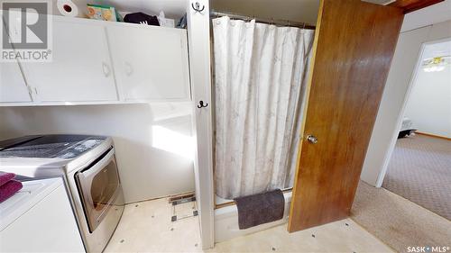 108 Anne Street, Wawota, SK - Indoor Photo Showing Laundry Room