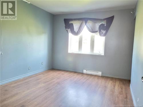 69 Rue Du Parc E, Pointe-Verte, NB - Indoor Photo Showing Other Room